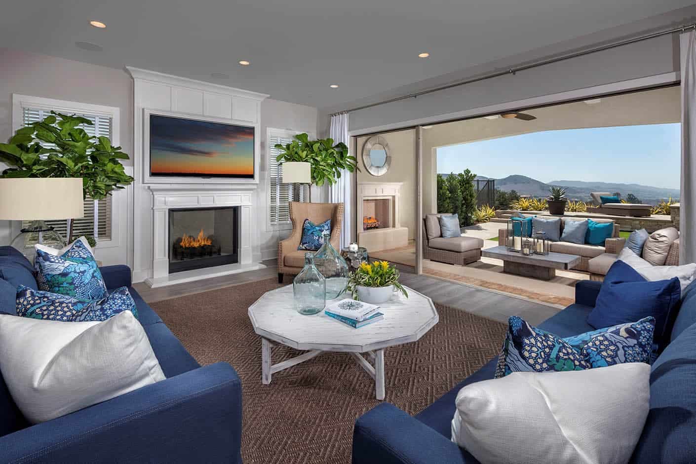Seamless Living Enhanced by Thoughtful Home Lighting