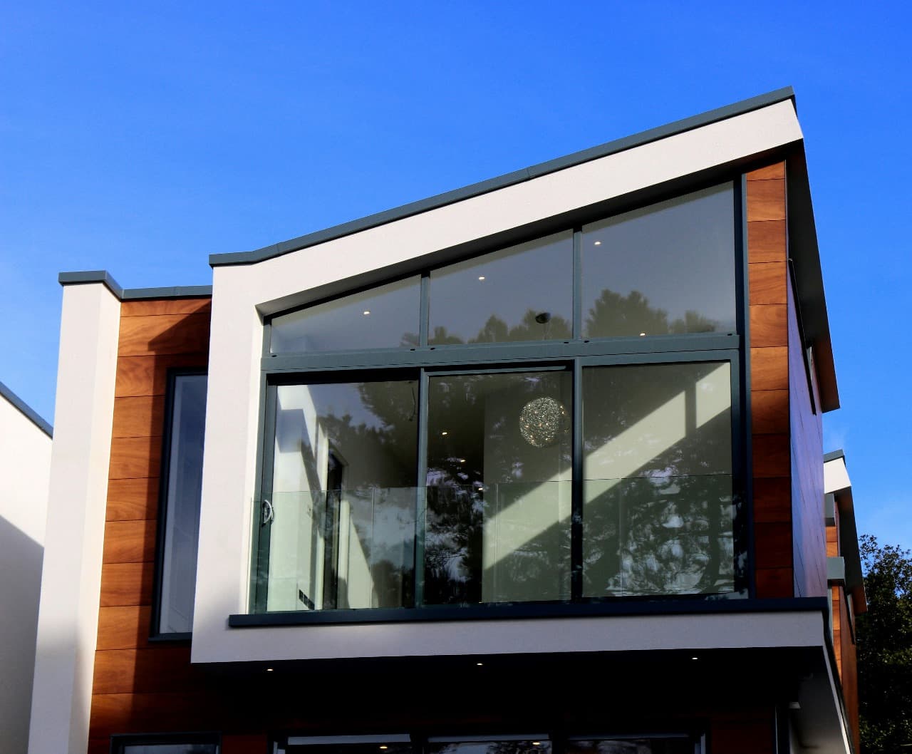 Sunroom Conversion Guide for Energy-Efficient and Stylish Spaces