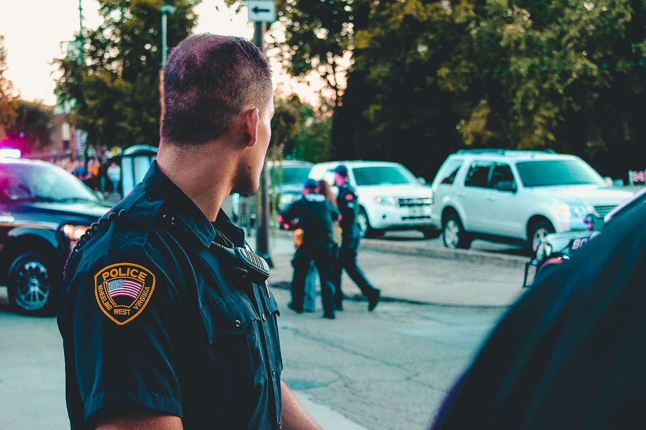 Why Businesses Need Professional Security Services Birmingham