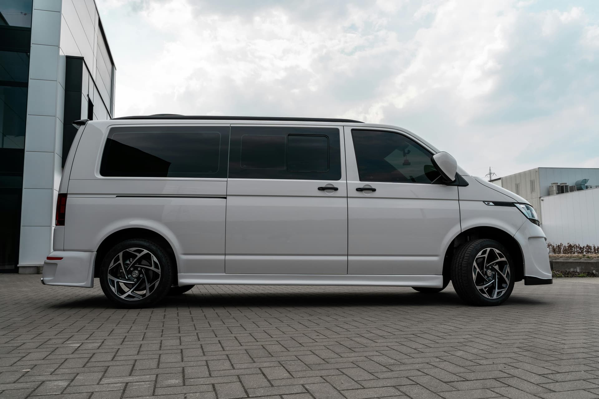 Langley wine tours for Groups: Comfort and Style Guaranteed