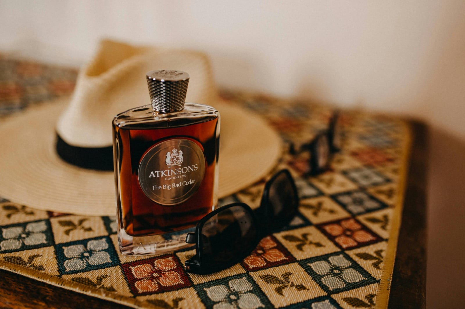 Cheap Designer Perfume Samples: Try Before You Splurge