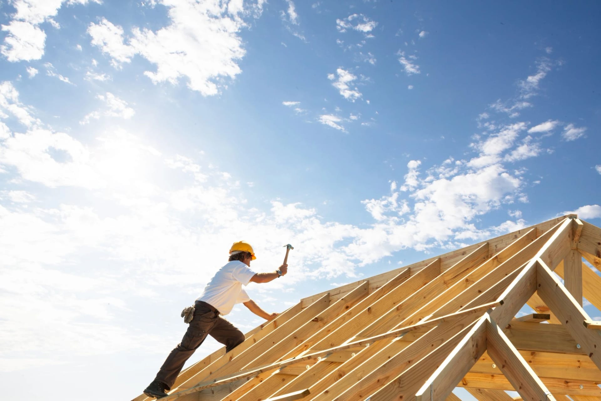 Expert Insights on Choosing the Right Siding Installer for Your Home