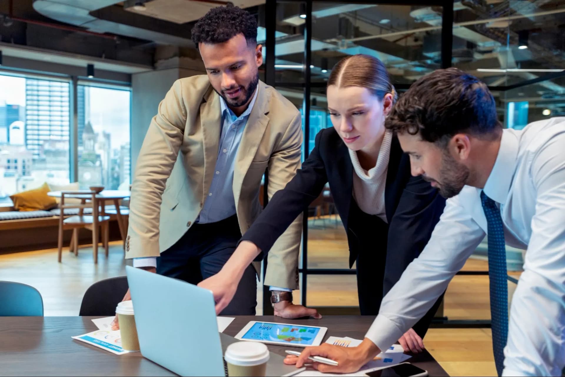 Building a Strong Network Infrastructure for Modern Businesses