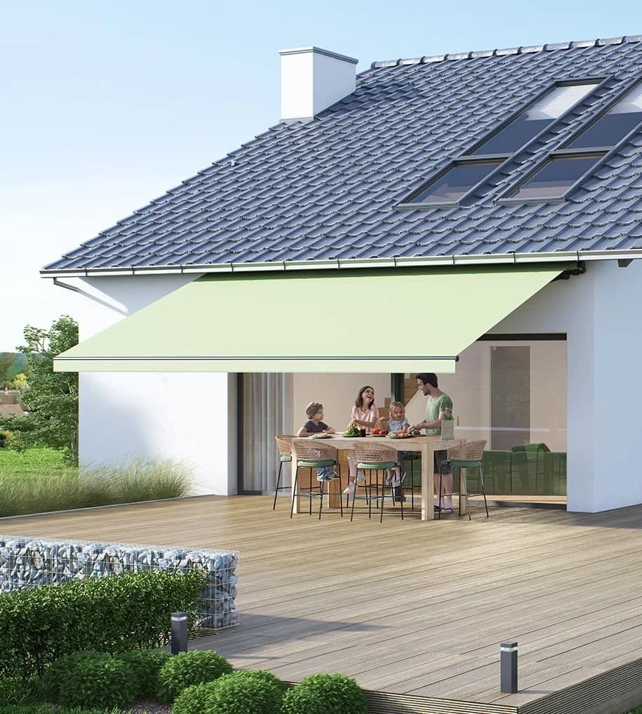 Markise 5m elektrisch modern und stilvoll von ADA-Wintergarten