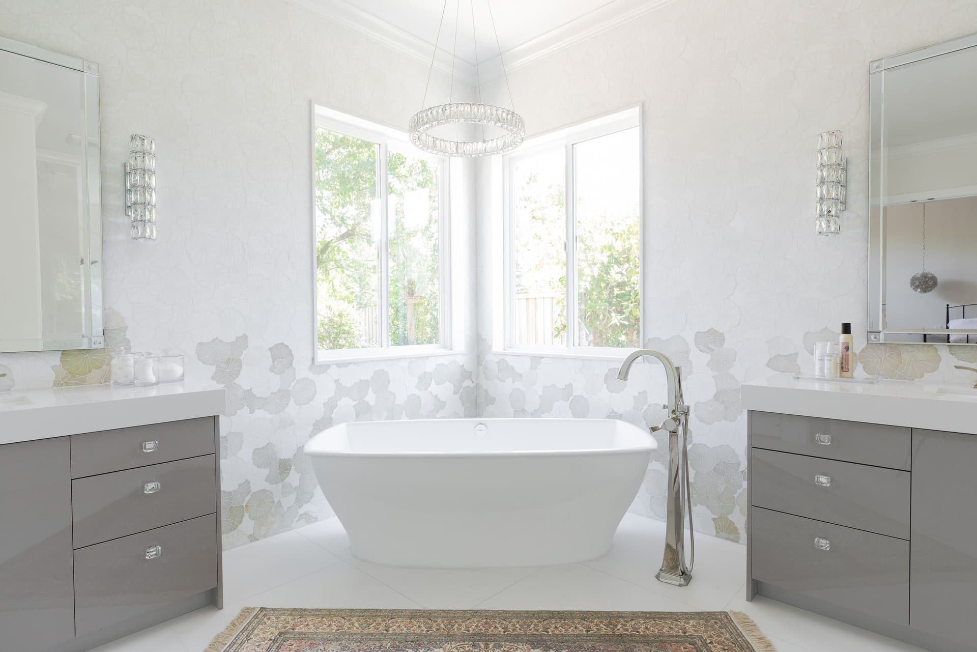Elegant Bathrooms: Top Trends for Modern Homes