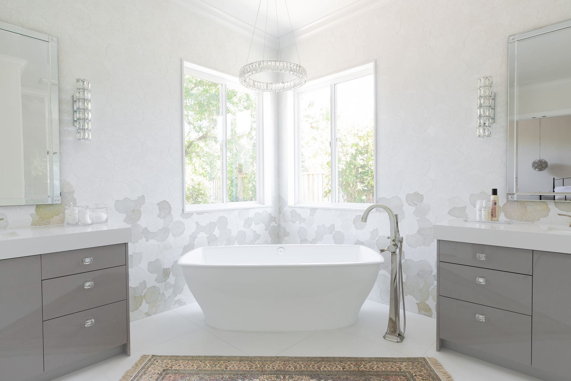 Elegant Bathrooms: Top Trends for Modern Homes